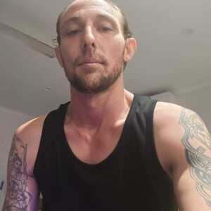 Male,  33 Darwin, Australia