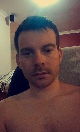 Male,  27 Runcorn Queensland, Australia