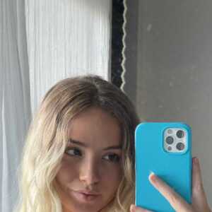 Female,  25 Tallaght, Ireland