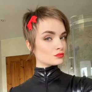 Female,  33 Edinburgh, Uk