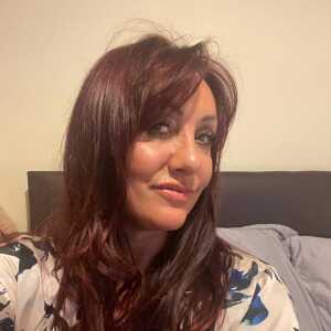 Female,  40 Dundee, Uk