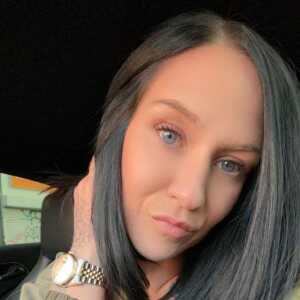 Female,  33 Uki, Australia