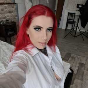 Female,  33 Nottingham, Uk